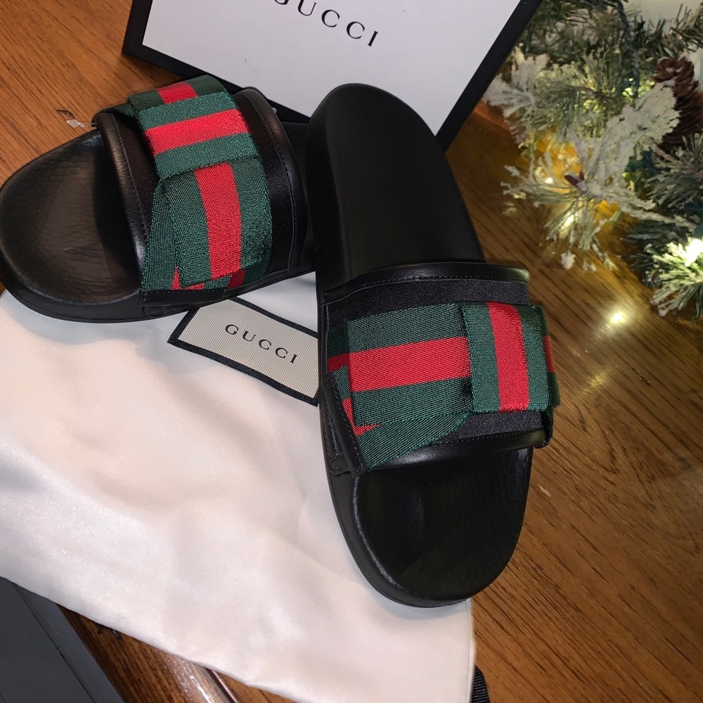 Gucci red and green bow slides